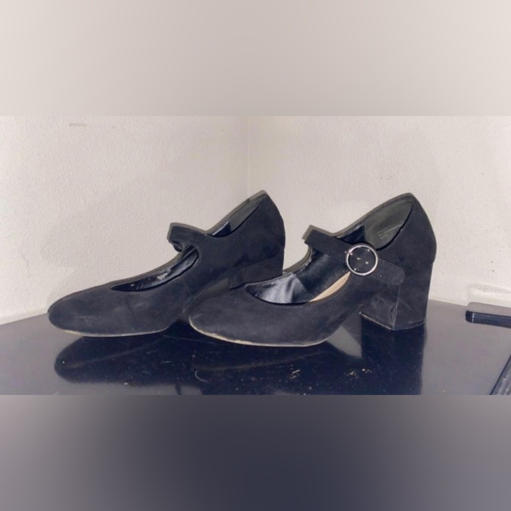 Black heels